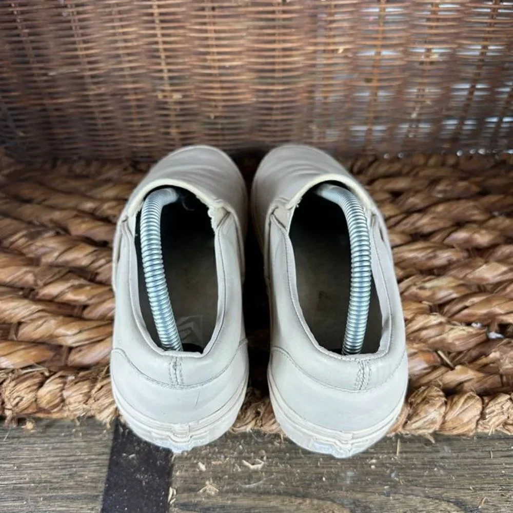 Vans Sz 8 Men's Tan Slip On Low Top Sneakers